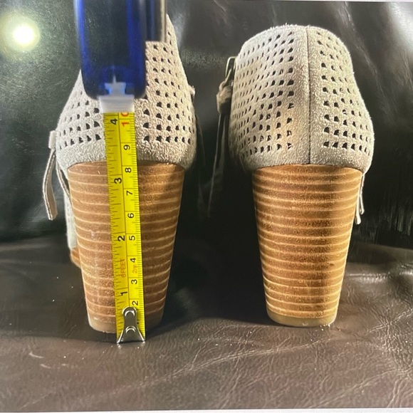 Lucky Brand Tan Sandal Bootied - Picture 8 of 8